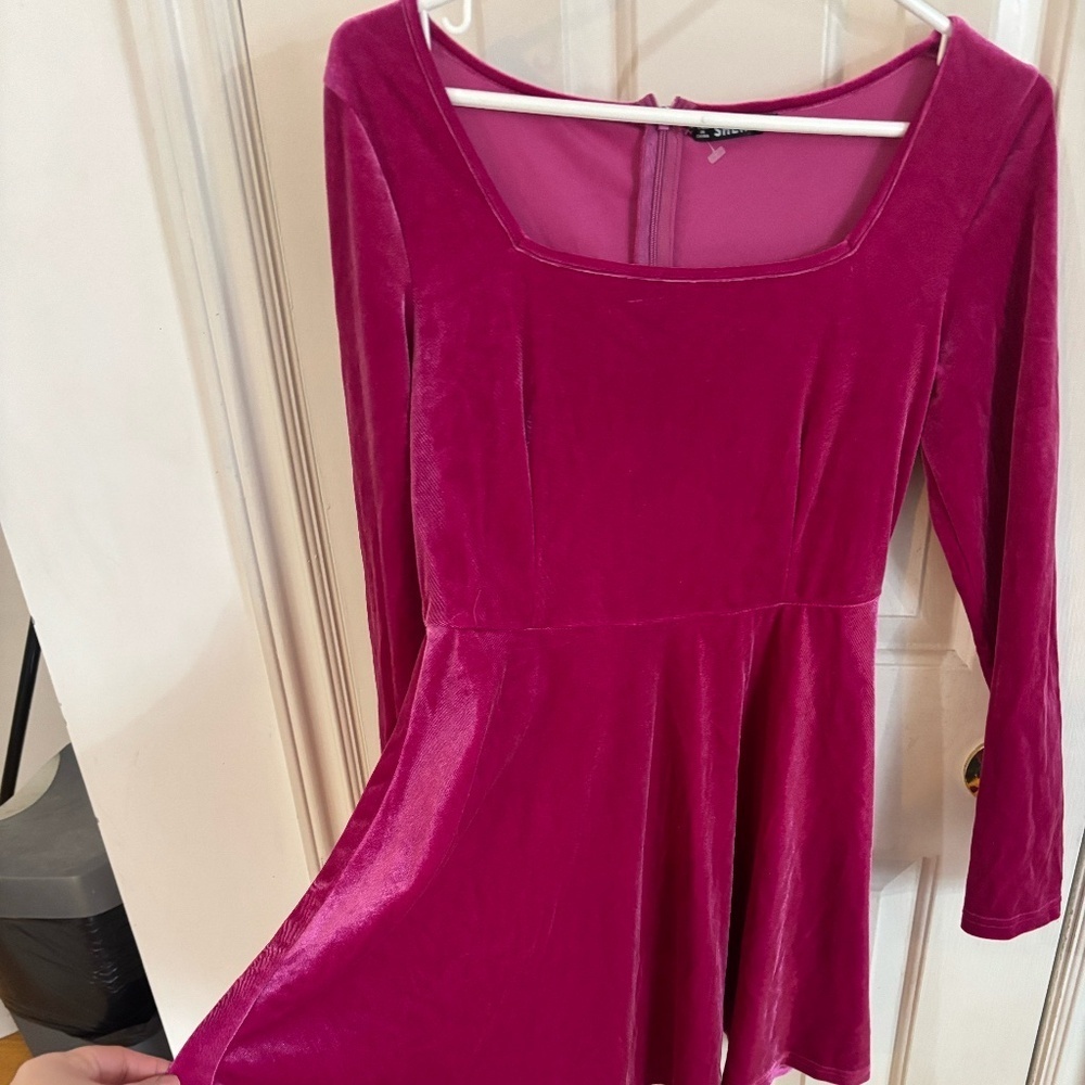 pink velvet long sleeve dress *accepting offers